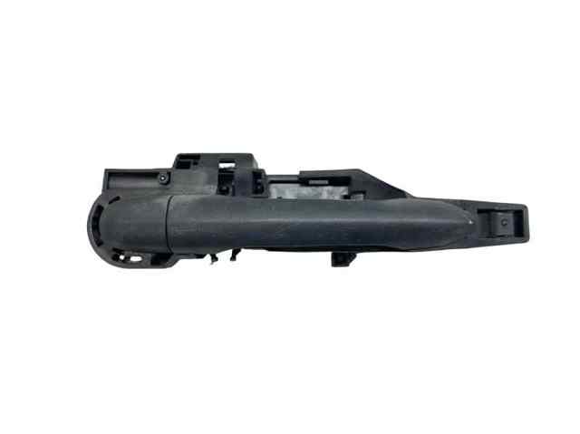 Suporte de maçaneta externa da porta dianteira direita 8200497590 MERCEDES