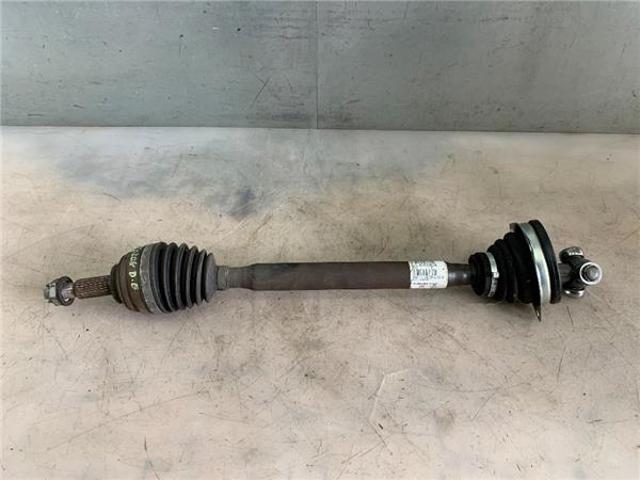 Semieixo (acionador) dianteiro esquerdo 8200499304 RENAULT