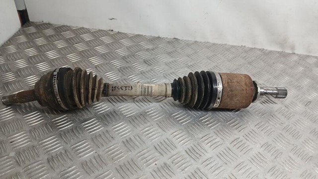 Semieixo (acionador) dianteiro esquerdo 8200535799 NISSAN