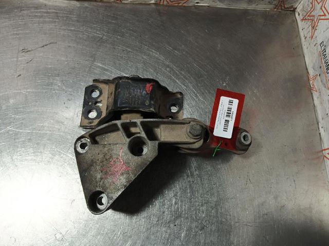 Coxim (suporte) direito de motor 8200549046 RENAULT