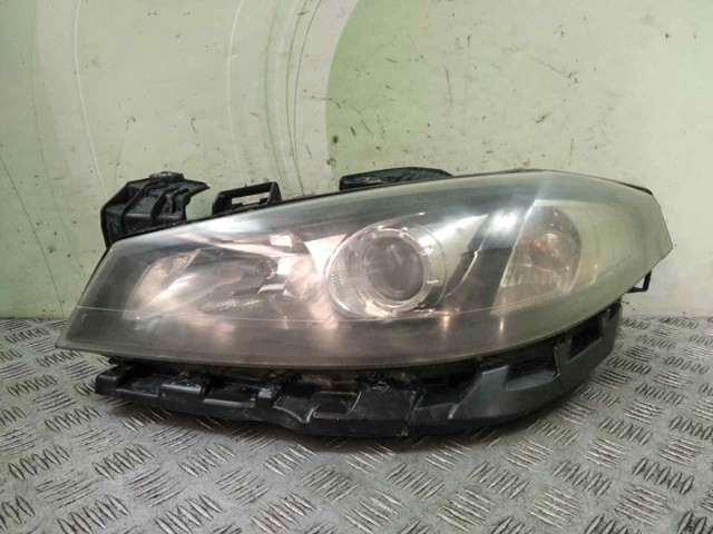 Luz esquerda 8200555905 RENAULT