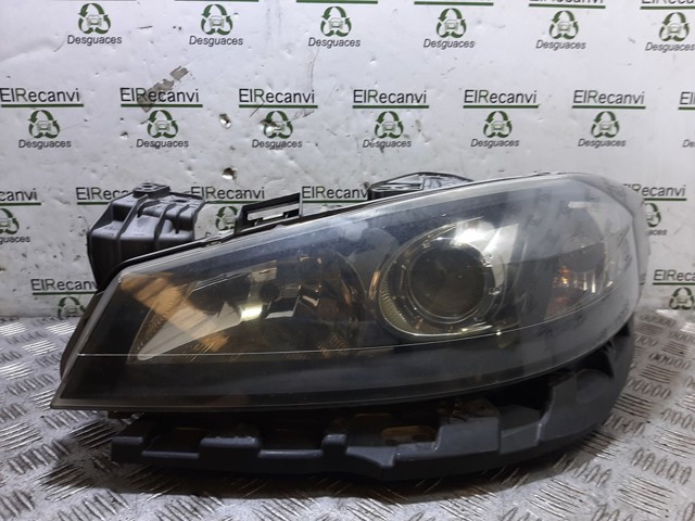 Luz esquerda 8200555905 RENAULT