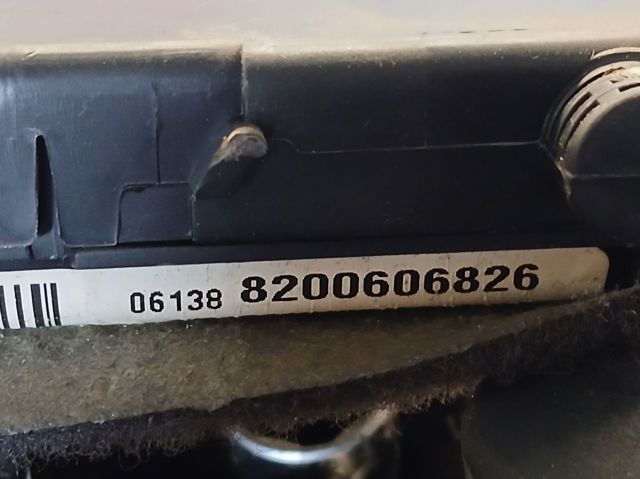 8200606826 Renault (RVI)
