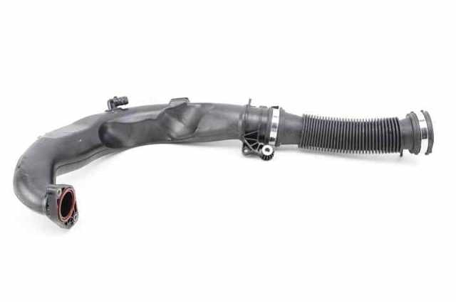 Cano derivado de ar, entrada na turbina (supercompressão) 8200645723 NISSAN