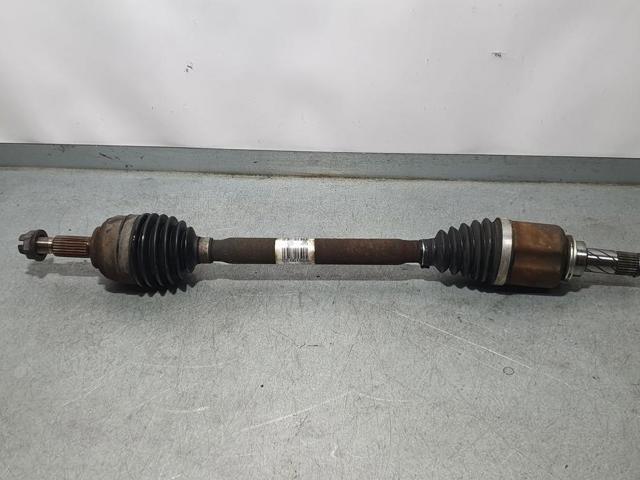 Semieixo (acionador) dianteiro esquerdo 8200661555 RENAULT