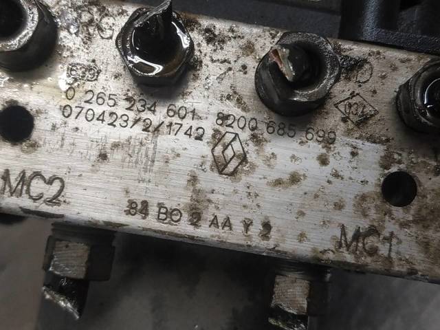 Unidade hidráulico de controlo ABS 8200685699 RENAULT