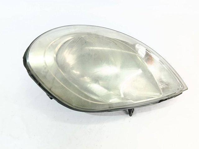 Luz direita 8200701356 RENAULT