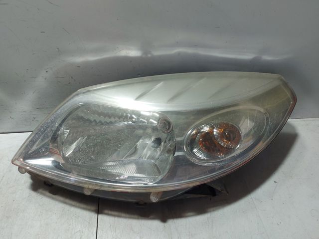 Luz esquerda 8200733878 RENAULT