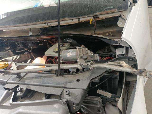 Trapézio de limpador pára-brisas 8200734788 RENAULT