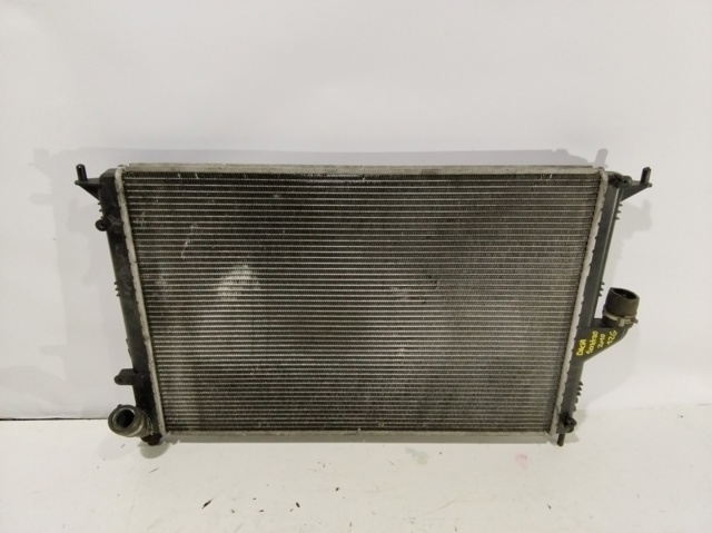 Radiador de esfriamento de motor 8200735039 RENAULT
