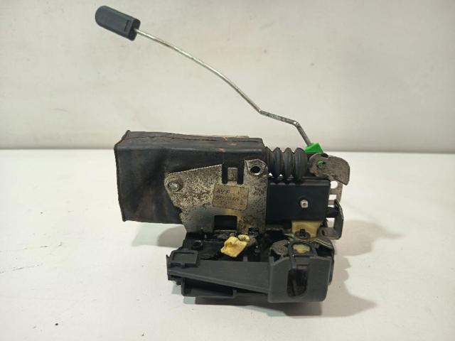 Fecho da porta dianteira esquerda 8200735225 RENAULT
