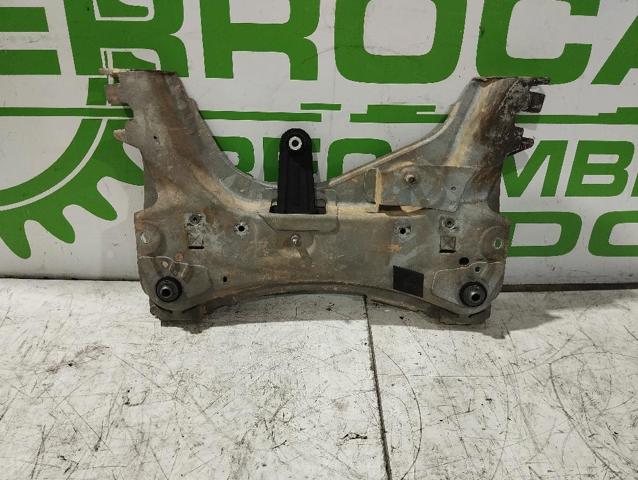 Viga de suspensão dianteira (plataforma veicular) 8200742904 RENAULT
