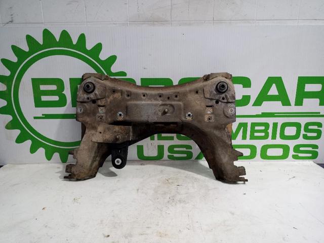 Viga de suspensão dianteira (plataforma veicular) 8200742904 RENAULT