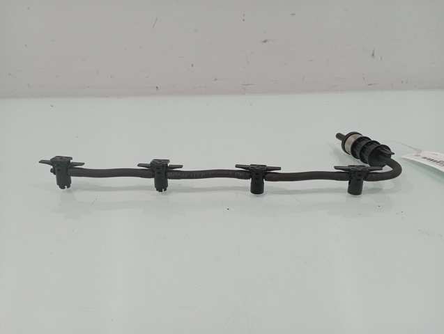 Tubo de combustível, inverso desde os injetores 8200762577 RENAULT