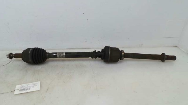 Semieixo (acionador) dianteiro direito 8200786810 RENAULT