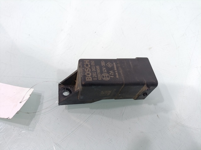 Relê das velas de incandescência 8200798585 OPEL