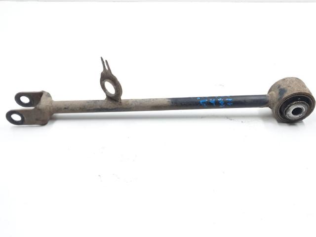 Braço oscilante (tração) longitudinal inferior direito de suspensão traseira 8200839107 RENAULT