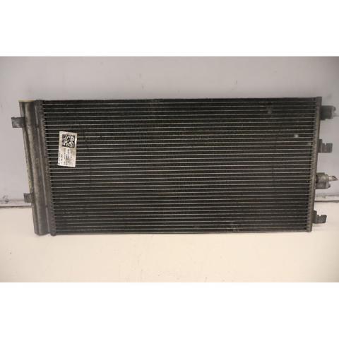 Radiador de aparelho de ar condicionado 8200880551 RENAULT