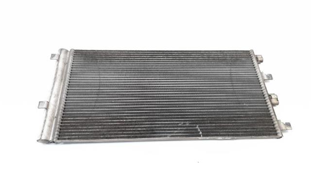 Radiador de aparelho de ar condicionado 8200880551 RENAULT
