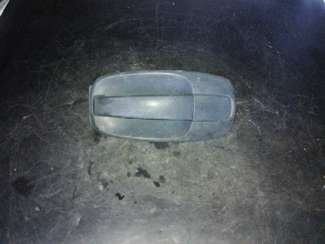 Suporte de maçaneta externa da porta dianteira esquerda 8200897943 RENAULT