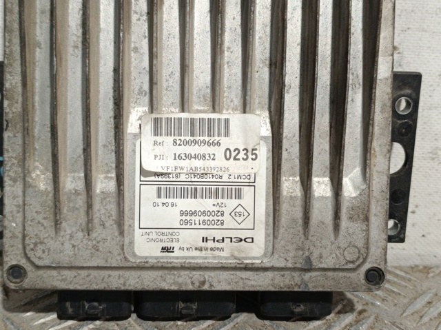 Módulo de direção (Centralina eletrônica) de motor 8200909666 RENAULT
