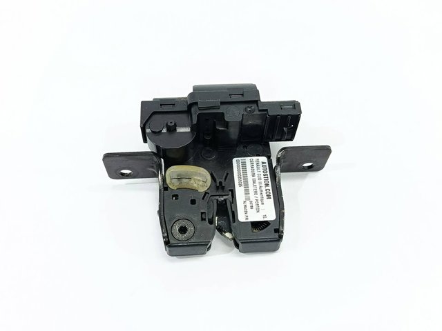 Fecho de tampa de porta-malas (de 3ª/5ª porta traseira) 8200947699 RENAULT