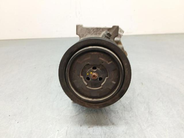 Compressor de aparelho de ar condicionado 8200958328 RENAULT