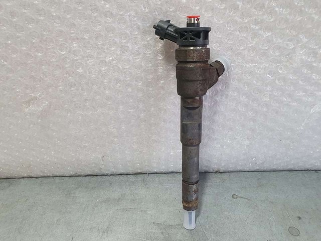8201108033 Nissan/Infiniti