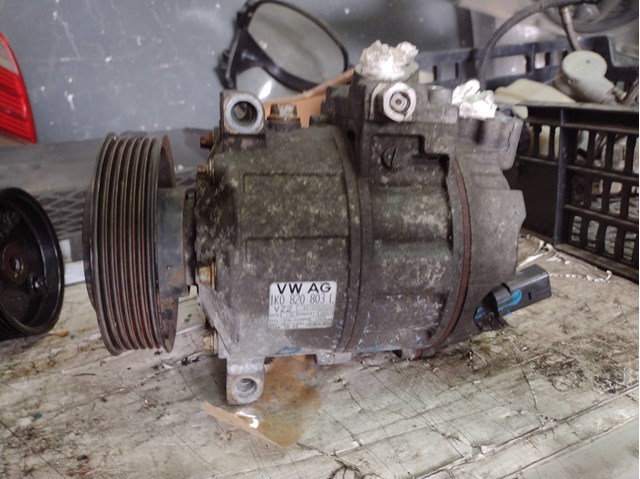 820803 VAG