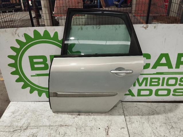 Porta traseira esquerda 821014922R RENAULT