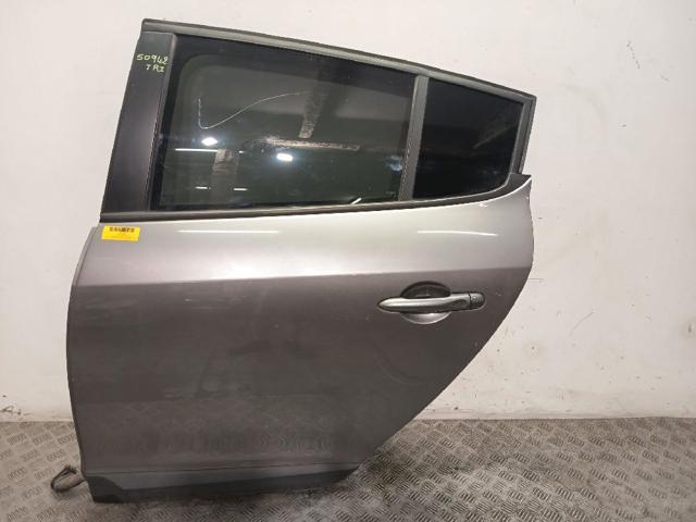 Porta traseira esquerda 821018543R RENAULT