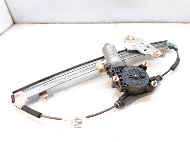 824011G000 Hyundai/Kia
