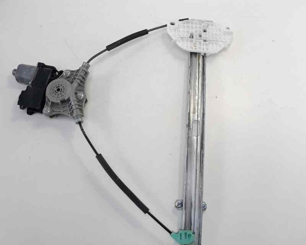 824011W020 Hyundai/Kia