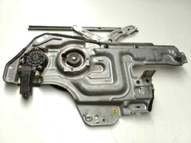 824053A000 Hyundai/Kia