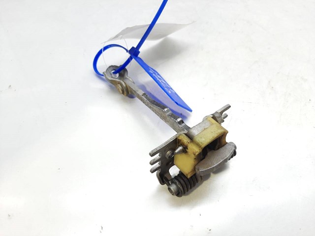 824306303R Renault (RVI)