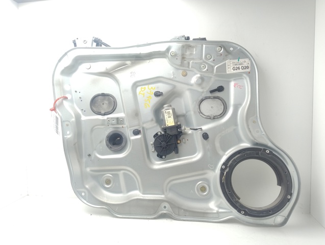 824502B000 Hyundai/Kia