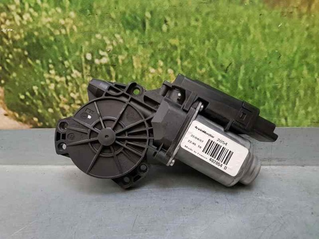 Motor de acionamento de vidro da porta dianteira direita 824601H010 HYUNDAI