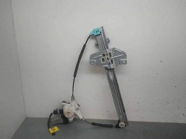 824601W000 Hyundai/Kia