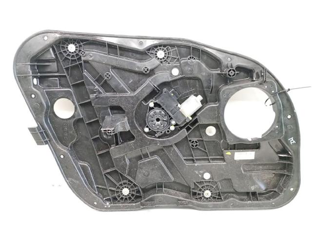 824713Z000 Hyundai/Kia