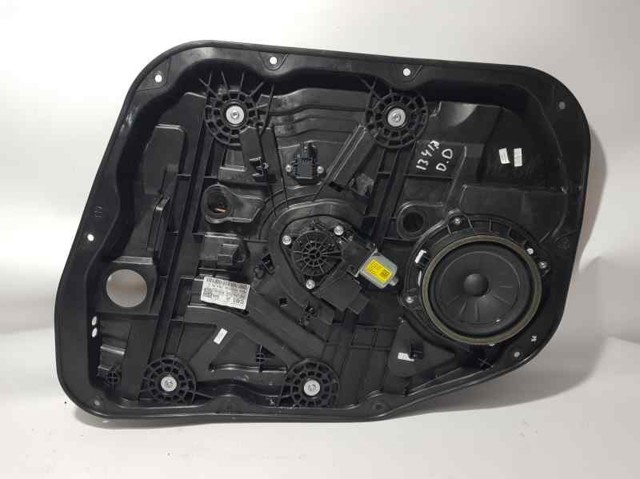 Fecho da porta dianteira direita 82480D7140 HYUNDAI