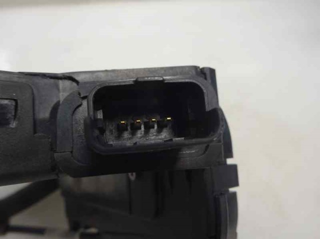 825000767R Renault (RVI)