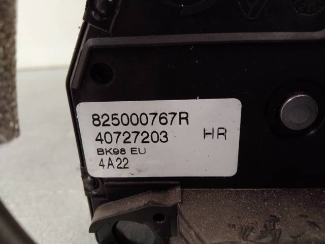 825000767R Renault (RVI)
