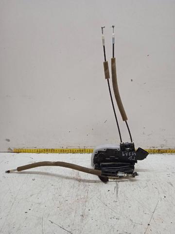 Fecho da porta traseira direita 825001KA2A NISSAN
