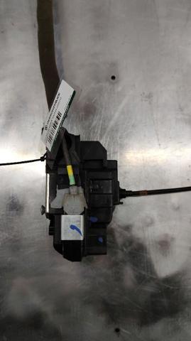 Fecho da porta traseira direita 825001KA2A NISSAN