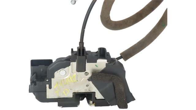 Fecho da porta traseira direita 825004EA2A NISSAN