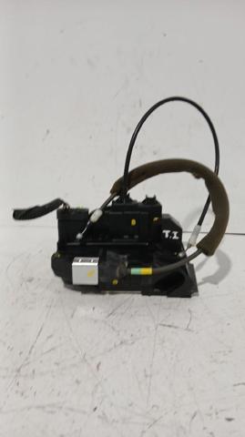 Fecho da porta traseira esquerda 825011KA2A NISSAN