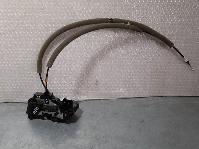 Fecho da porta traseira esquerda 825014EA2A NISSAN