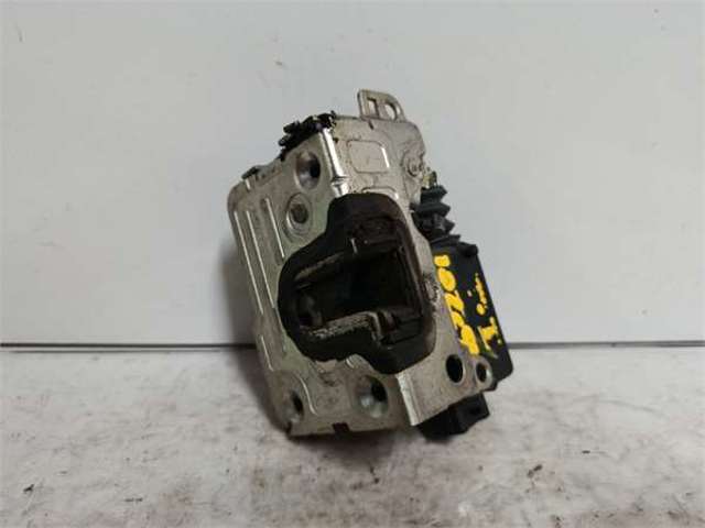 Fecho da porta traseira esquerda 825030283R RENAULT