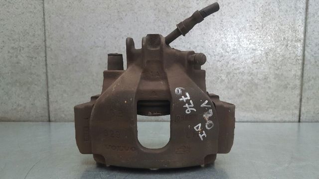 Suporte do freio dianteiro esquerdo 8251315 VOLVO