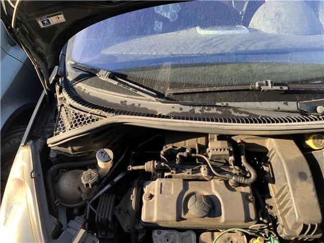 8251Y0 Peugeot/Citroen